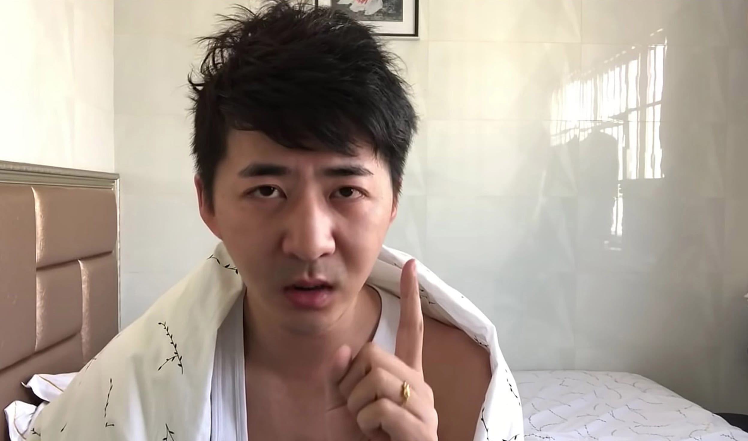 Coronavirus: Citizen journalists disappearing following criticism of Chinese government